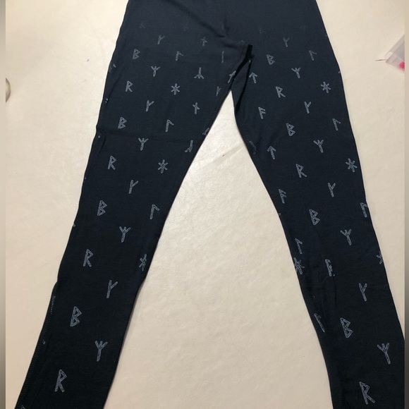 Descended from Odin Legging, XS - Picture 3 of 9